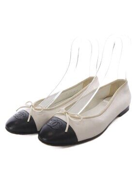 Chanel Ballerina Pumps Flat CC Logo Ribbon Motif Leather Bicolor White Black